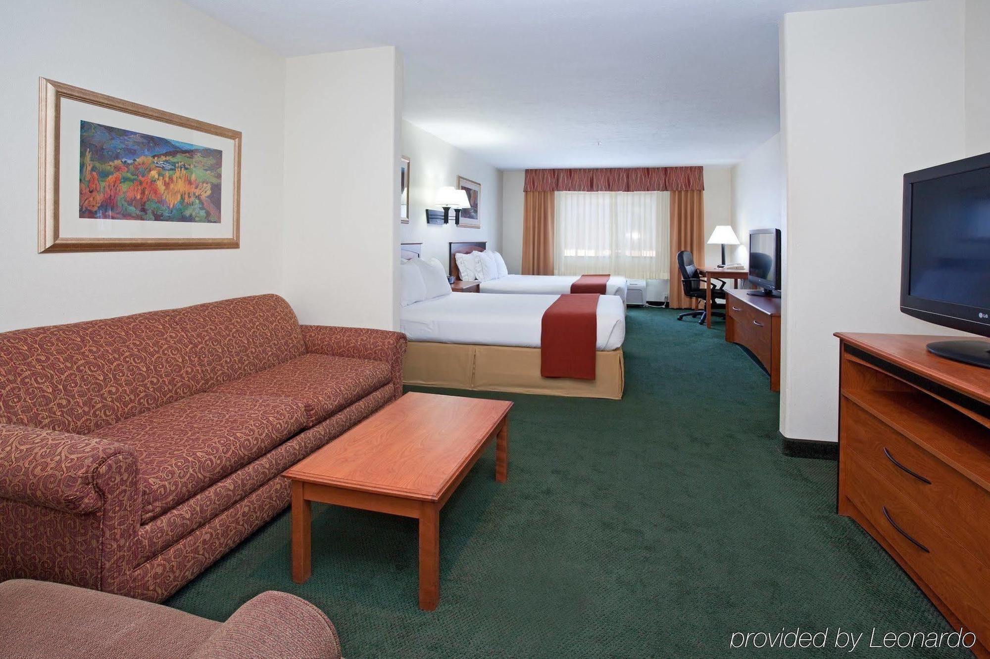 Holiday Inn Express & Suites Alamosa By Ihg Chambre photo