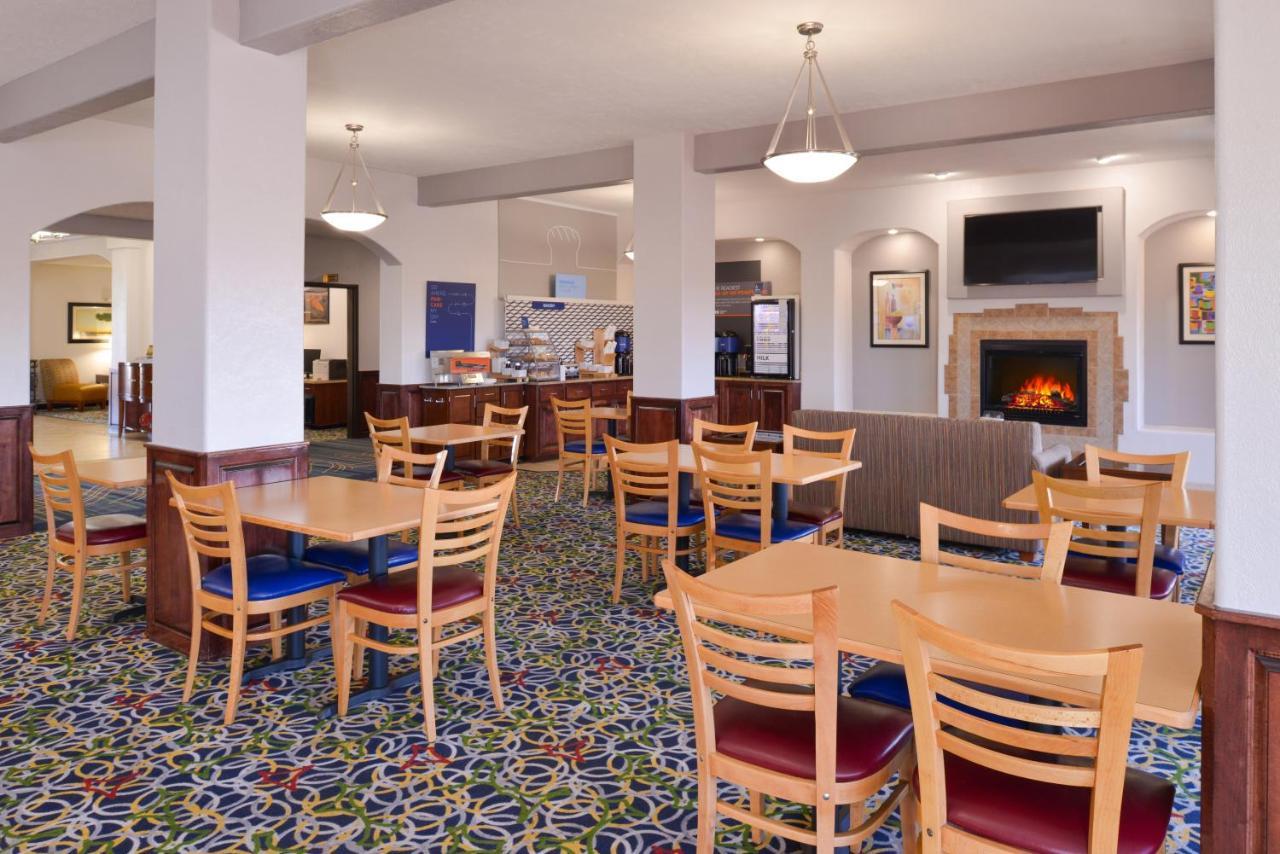 Holiday Inn Express & Suites Alamosa By Ihg Extérieur photo