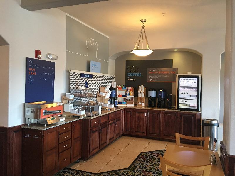 Holiday Inn Express & Suites Alamosa By Ihg Extérieur photo